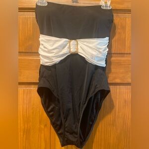Spanx swimsuit Sz 8